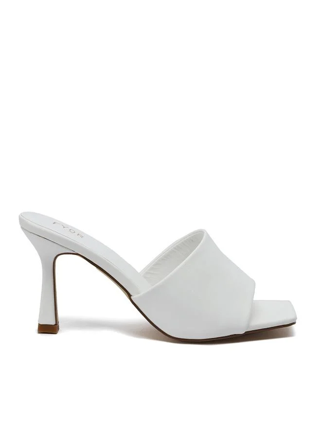 فايور Minimal Luxe Mule HL 128